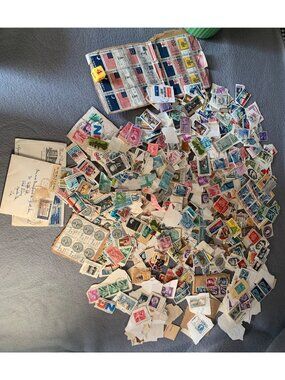 Mixed Lot of Vintage & Modern Postage Stamps from Various Countries